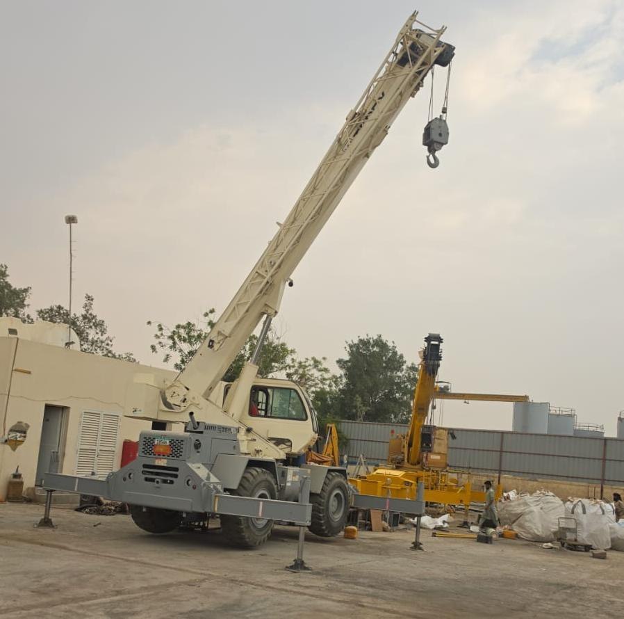 Heavy lifting operation
