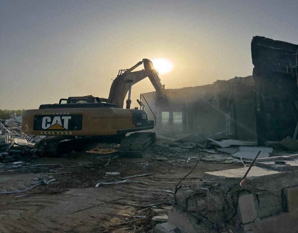 Field Demolition Operations - project photograph 2