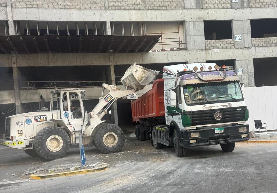 Waste Transport and Site Clearance - project photograph 2